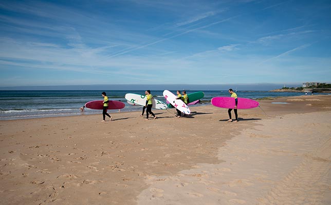 Aulas de Surf Erasmus - Escola de Surf Angels Surf School (1)