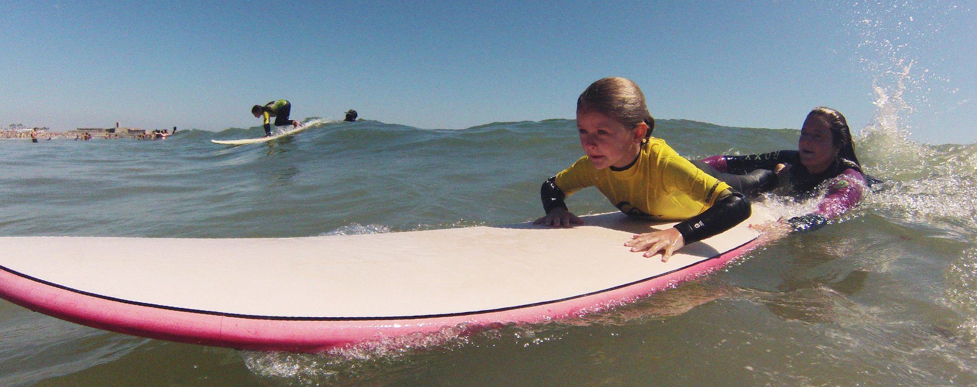 Aulas-de-Surf-Regulares-Escola-de-Surf-Angels-Surf-School_aulaindividual