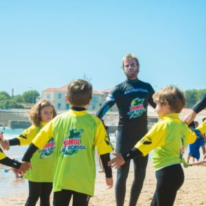 Aulas de Surf Crianças - Escola de Surf Angels Surf School (5)